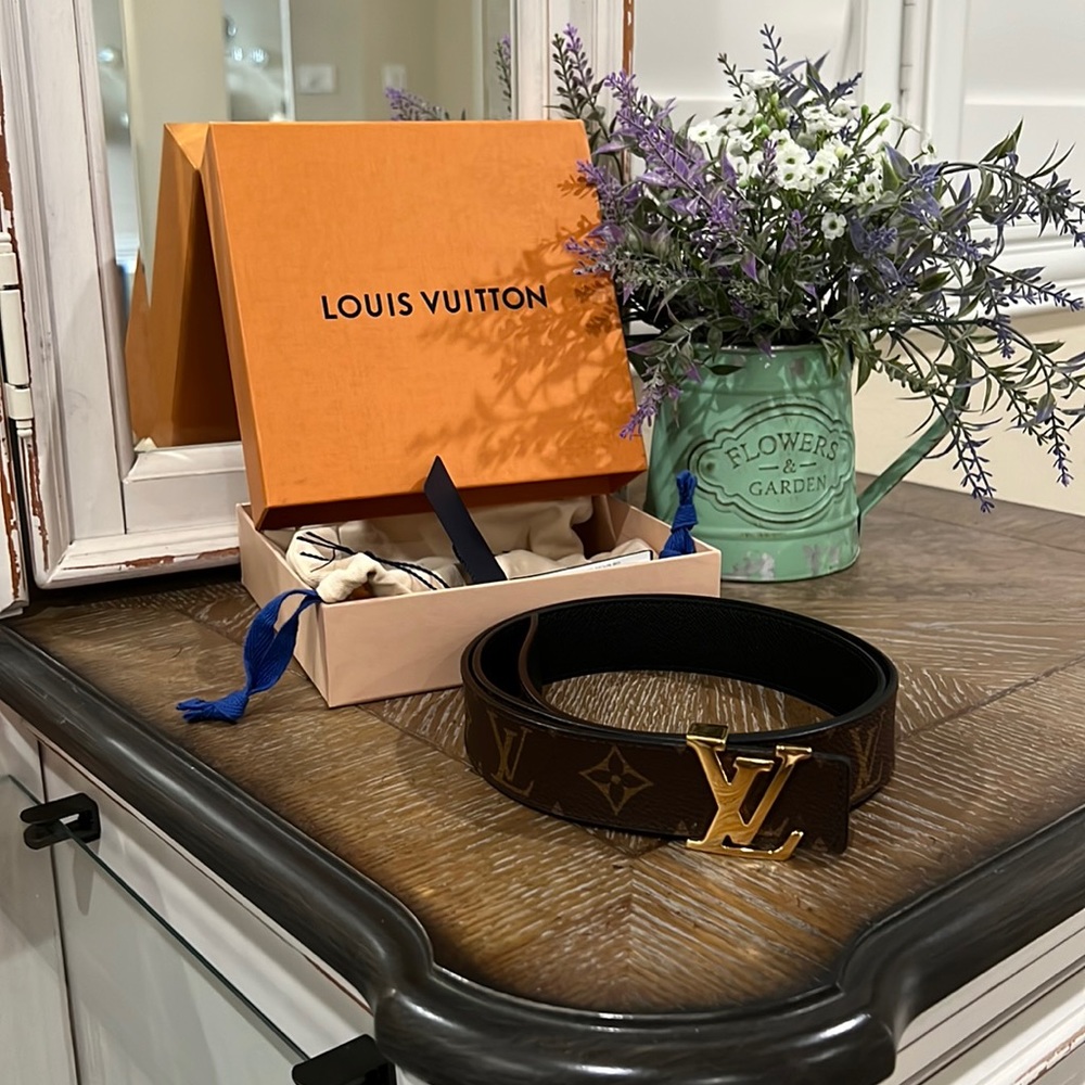 ‼️‼️‼️‼️ SOLD ‼️‼️‼️Louis Vuitton 30 Reversible MNG Noir 90